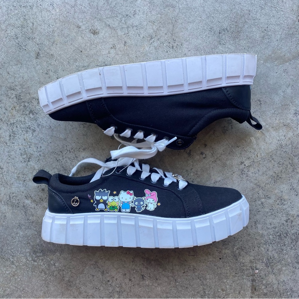 Loly in the Sky x Hello Kitty Black Platform Style Shoes 

Size 8